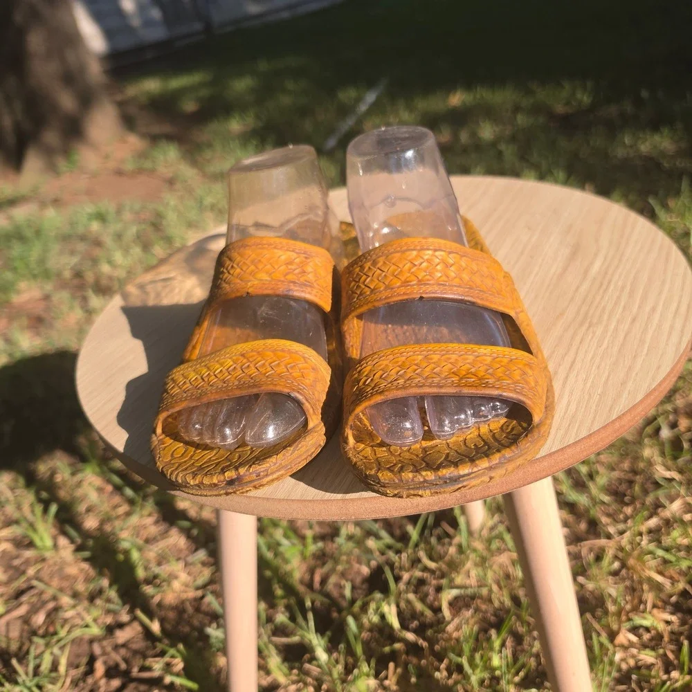 Pali Hawaii Classic Jesus Sandals Mustard Yellow Woven Two Strap Slides Size 9